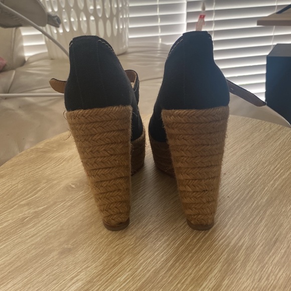 Christian Louboutin Canvas Braided Accents Pumps size 37 - Picture 3 of 6